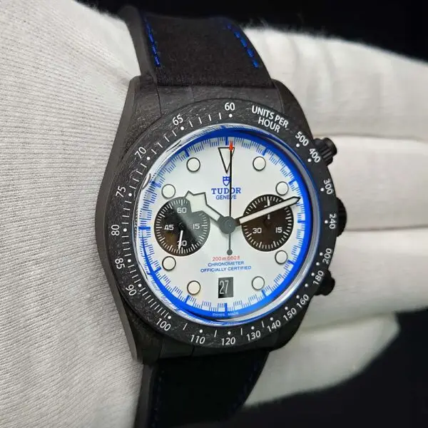 Carbon 25 Watch slightly off center