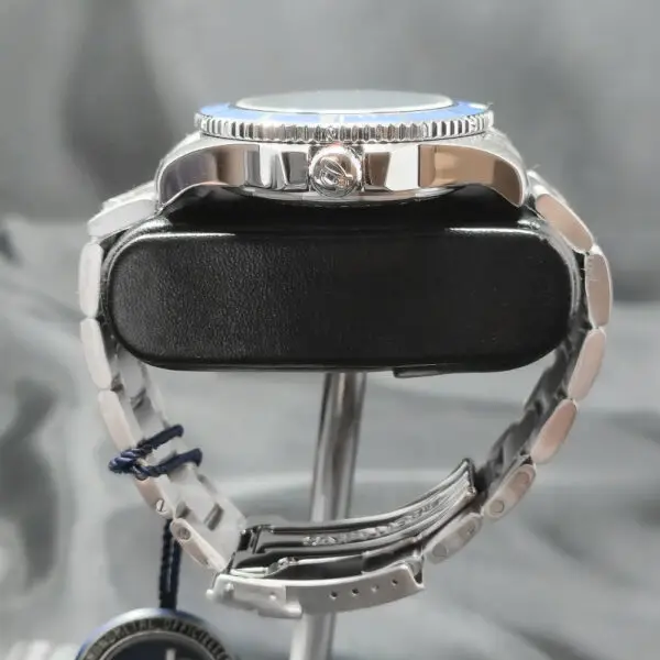 Superocean Automatic 42 - White/Blue